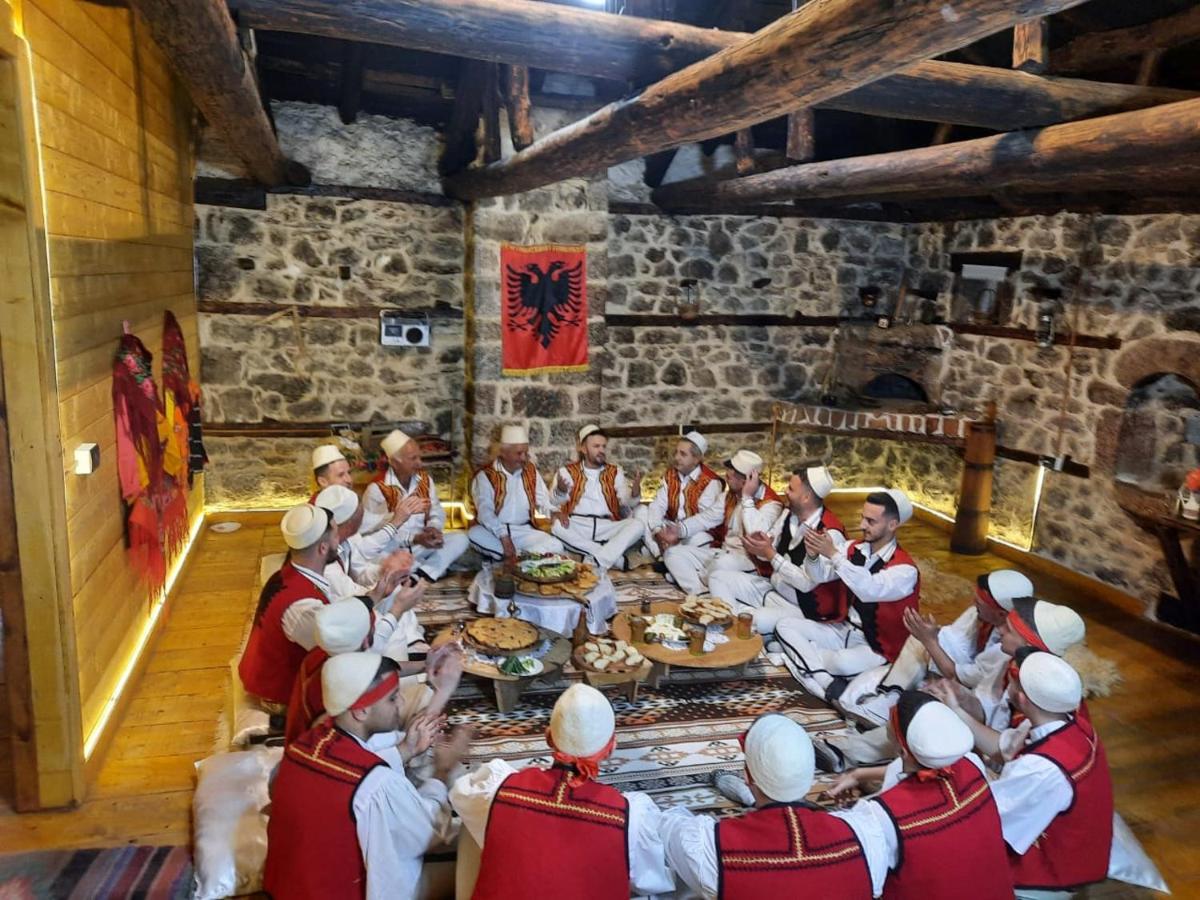 Hotel Kulla Hupi Bulqize Esterno foto