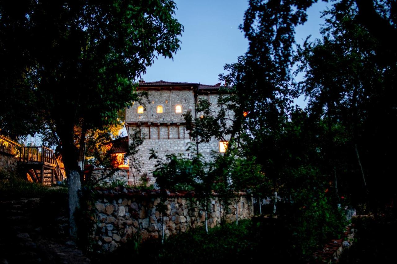 Hotel Kulla Hupi Bulqize Esterno foto