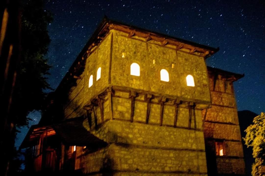 Hotel Kulla Hupi Bulqize Esterno foto